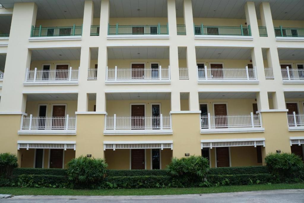 The One Residence Hotel Bangkok Zewnętrze zdjęcie