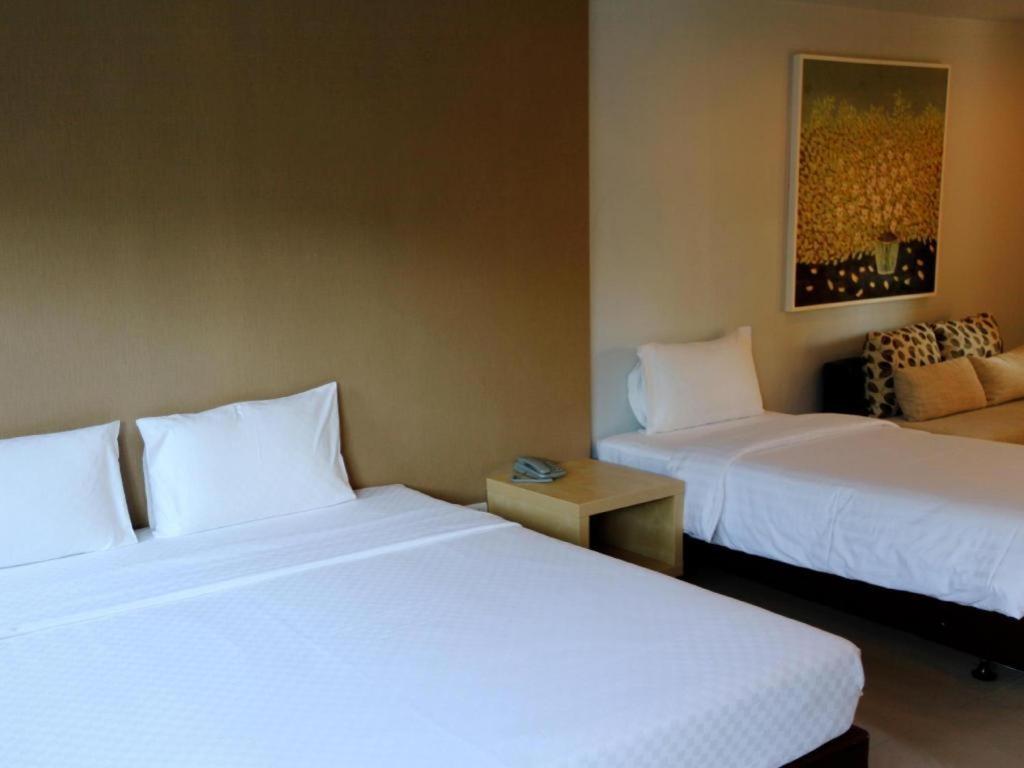 The One Residence Hotel Bangkok Zewnętrze zdjęcie